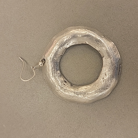 Jewelry - Picture 3 of 5